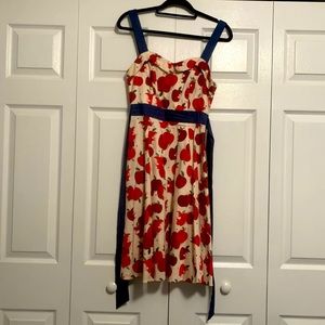 Disney Dress Shop Snow White Poison Apple Dress